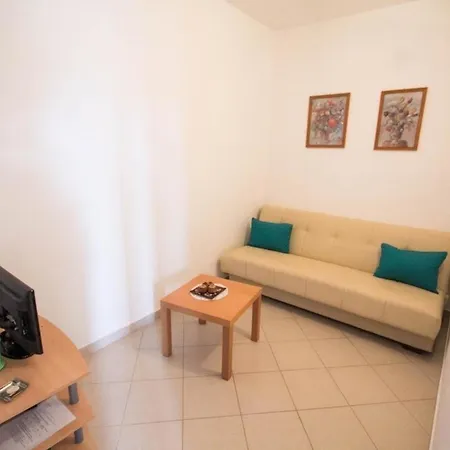 Apartment Fuer 4 Personen 1 Kind Ca 65 M In Novigrad, Adriakueste Kroatien Westkueste Von Istrien *